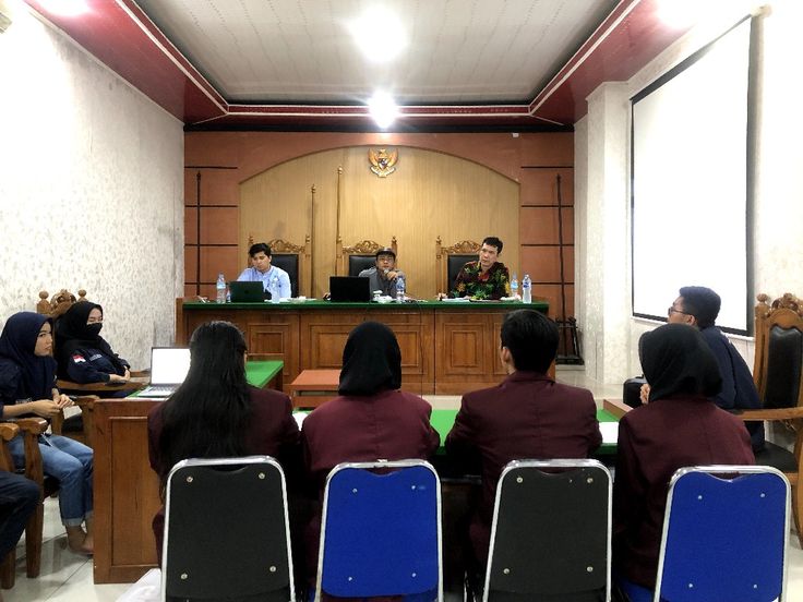 Pemantauan dan Pembelajaran Proses Persidangan